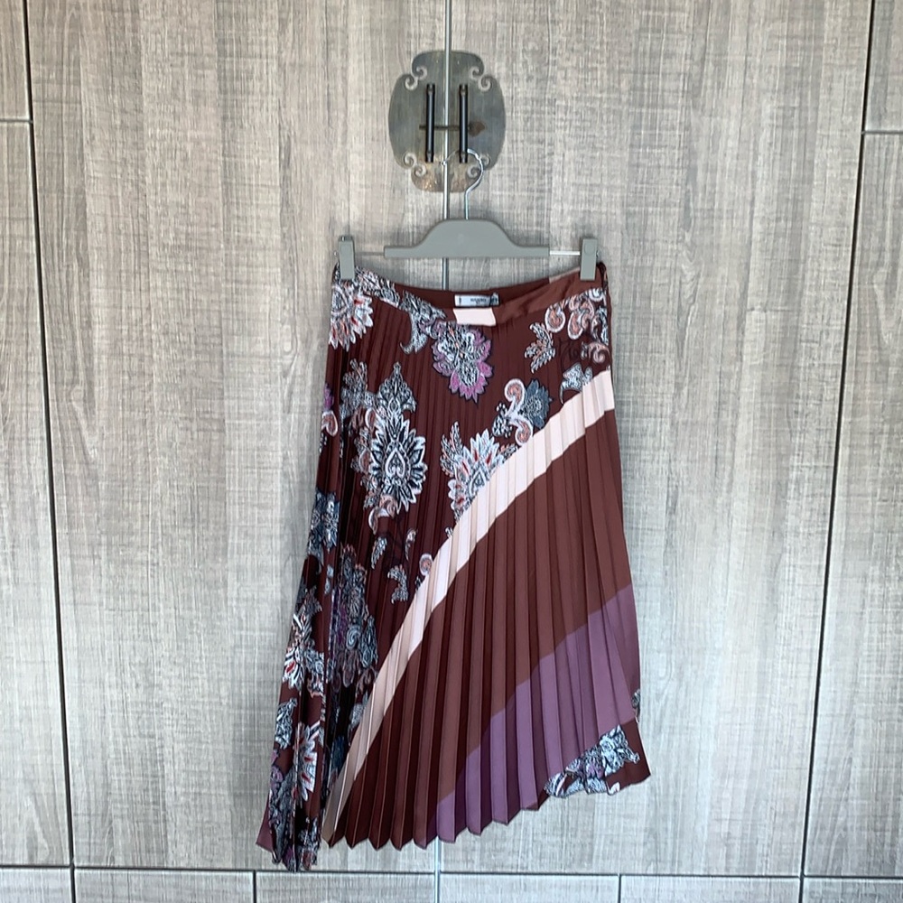 MANGO‎ Pleated Paisley Asymmetrical Skirt